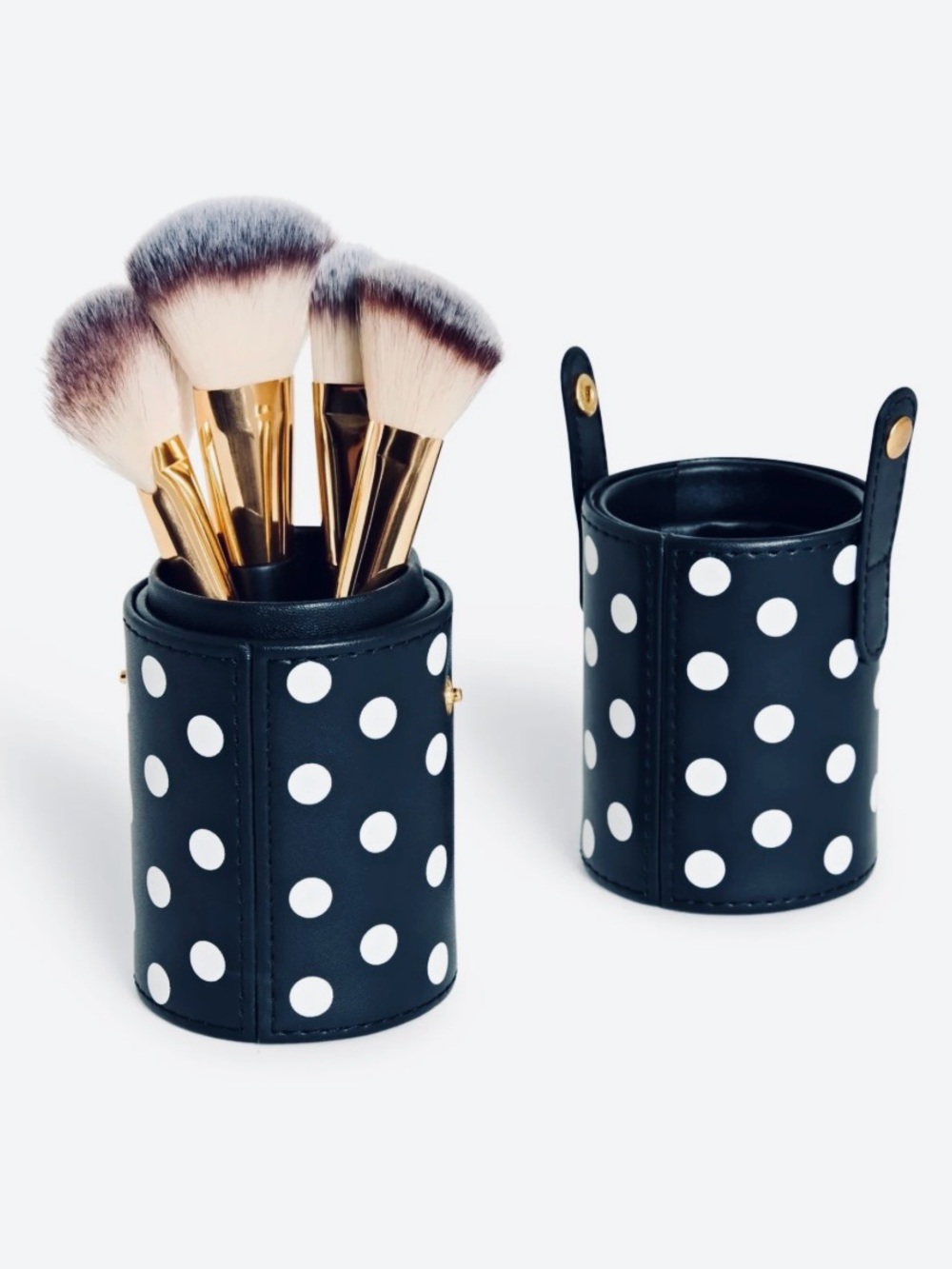 Isaac Mizrahi NWT 5 Piece Makeup Brush Set Cream & Navy Polka Dot with Hard Case